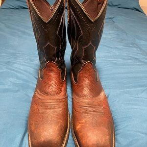 Ariat composite toe boots. Size 11.5. Brown